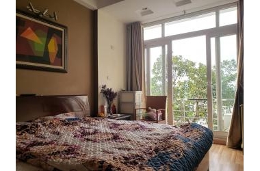 Hót! Nhà Cầu Am, 40m2, giá 3,6 tỷ, ô to đỗ cửa, view hồ.